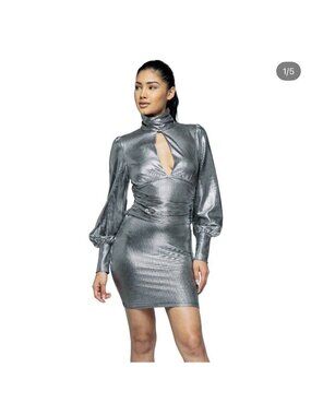 Hera Silver Metallic Open Back Bodycon Mini Dress Women’s Medium M Long Sleeve